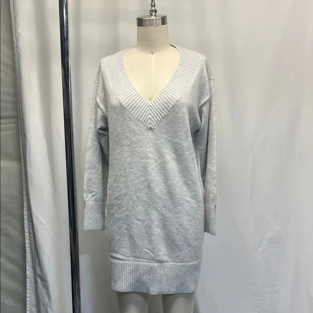 HOLLISTER - Sweater Dress - Picture 1 of 10